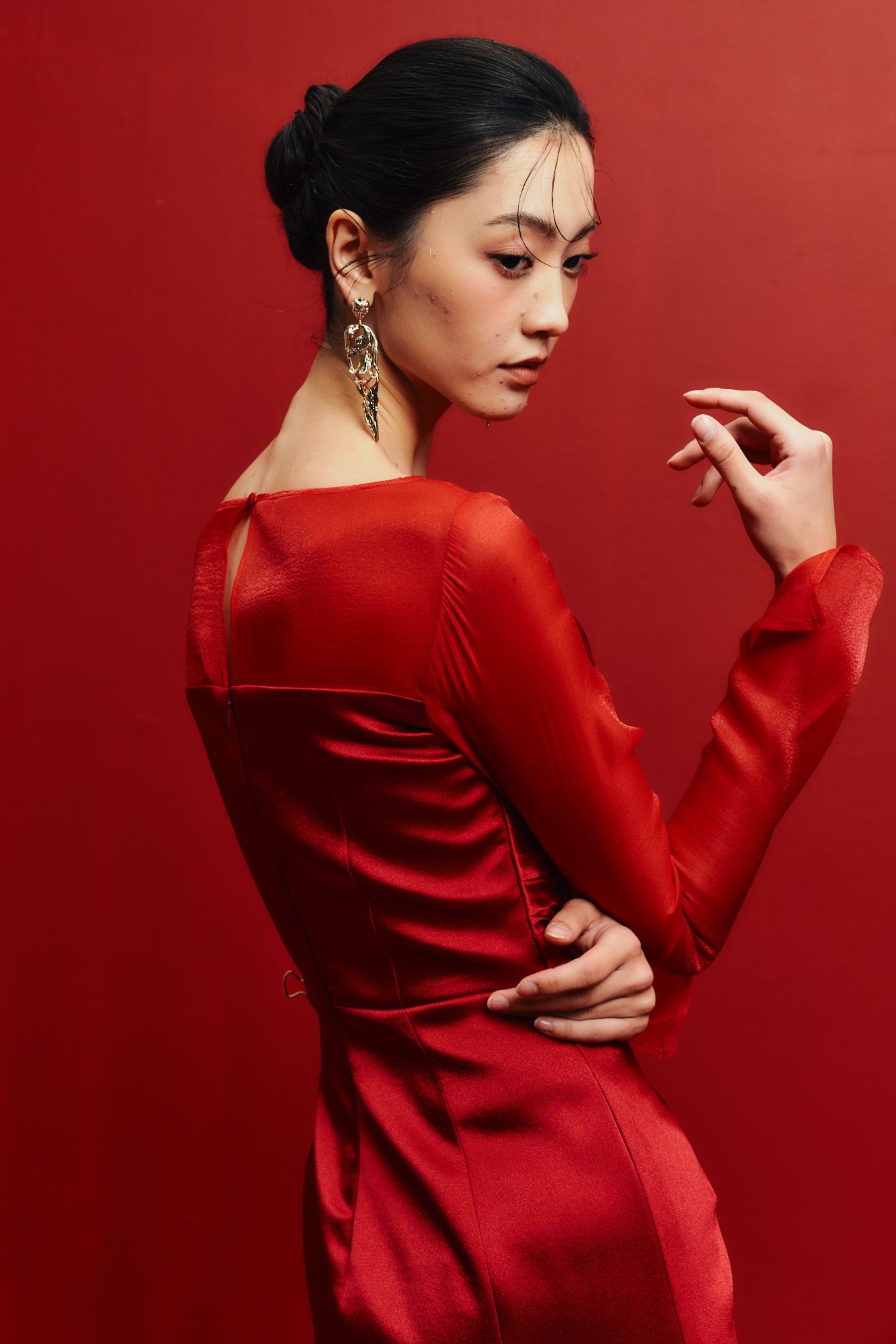 River Silk Sheath Boat Neck Taffeta Silk Floor Length Dress