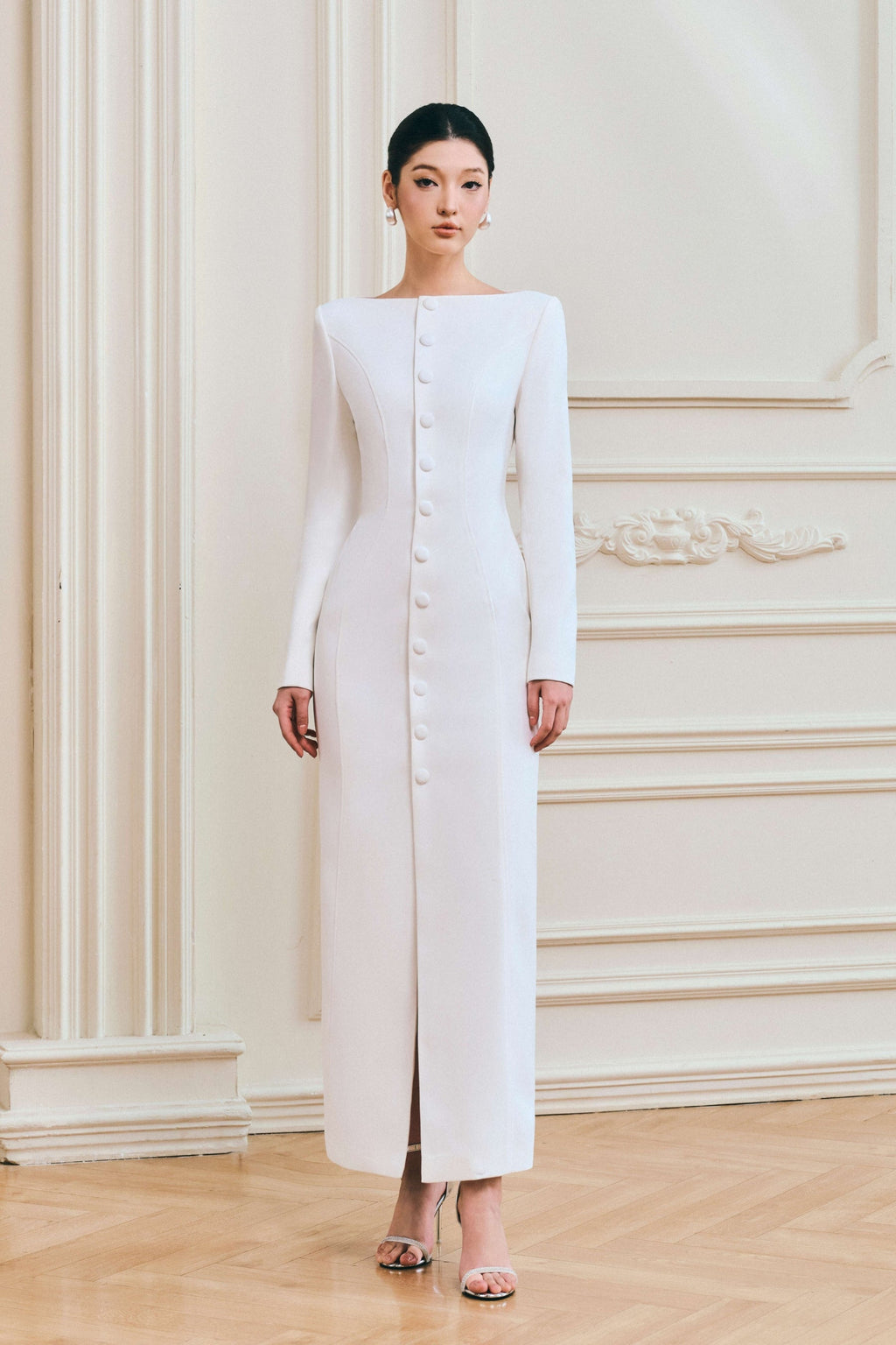 Chloe Boat Neck Buttoned Maxi Dress