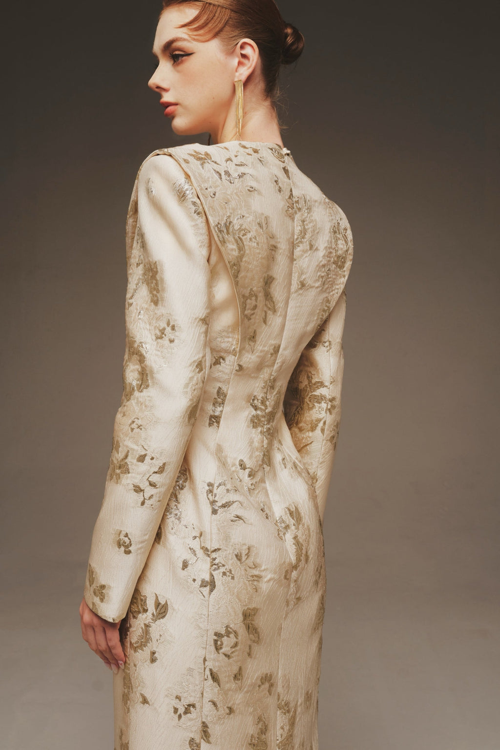 Structured V-Neck Taffeta Silk Gown